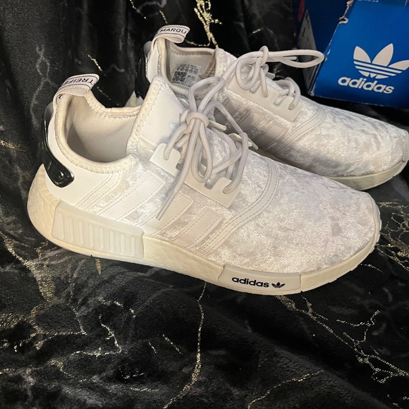 Adidas - Picture 3 of 6